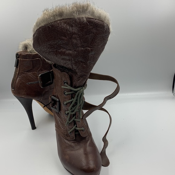 Heeled booties - Picture 4 of 5